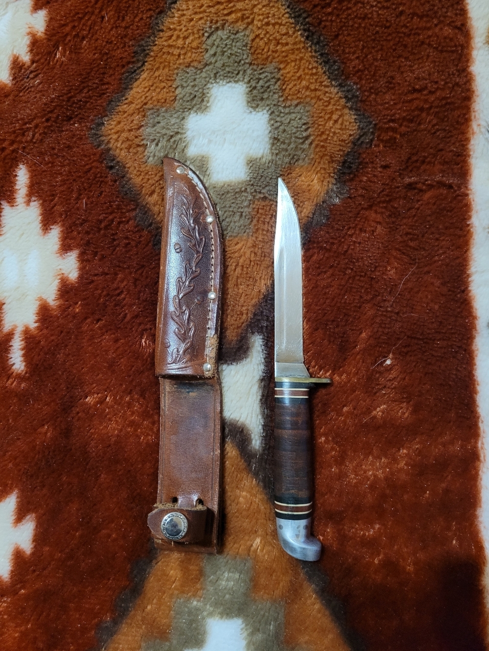 Western Boulder Colorado Vintage Hunting Knife With Leather Sheath. Made In USA.